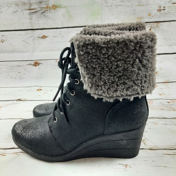 UGG Wedge Waterproof Ankle Boots Suede Sherpa Black Academia Fairy Cottage - Picture 6 of 12
